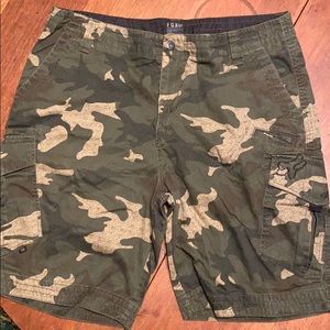 Men’s Fox cargo shorts sz 40